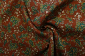 DD581 - 100% Wool Vintage Print Challis