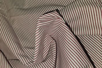 Ex Paul Smith Deadstock Designer 100% Cotton Colourwoven Narrow Oxford Stripe - Wine/White