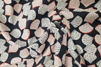 IT-DD032 Deadstock 100% Cotton Lawn Digital Shell Print